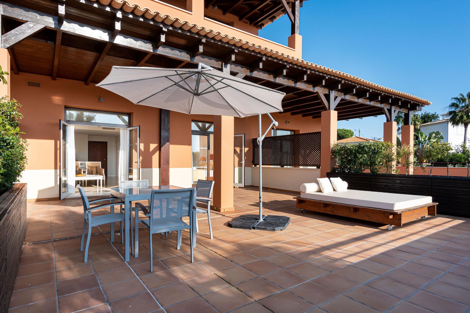 Monte Santo Resort Carvoeiro  Exteriér fotografie A terrace at the hotel