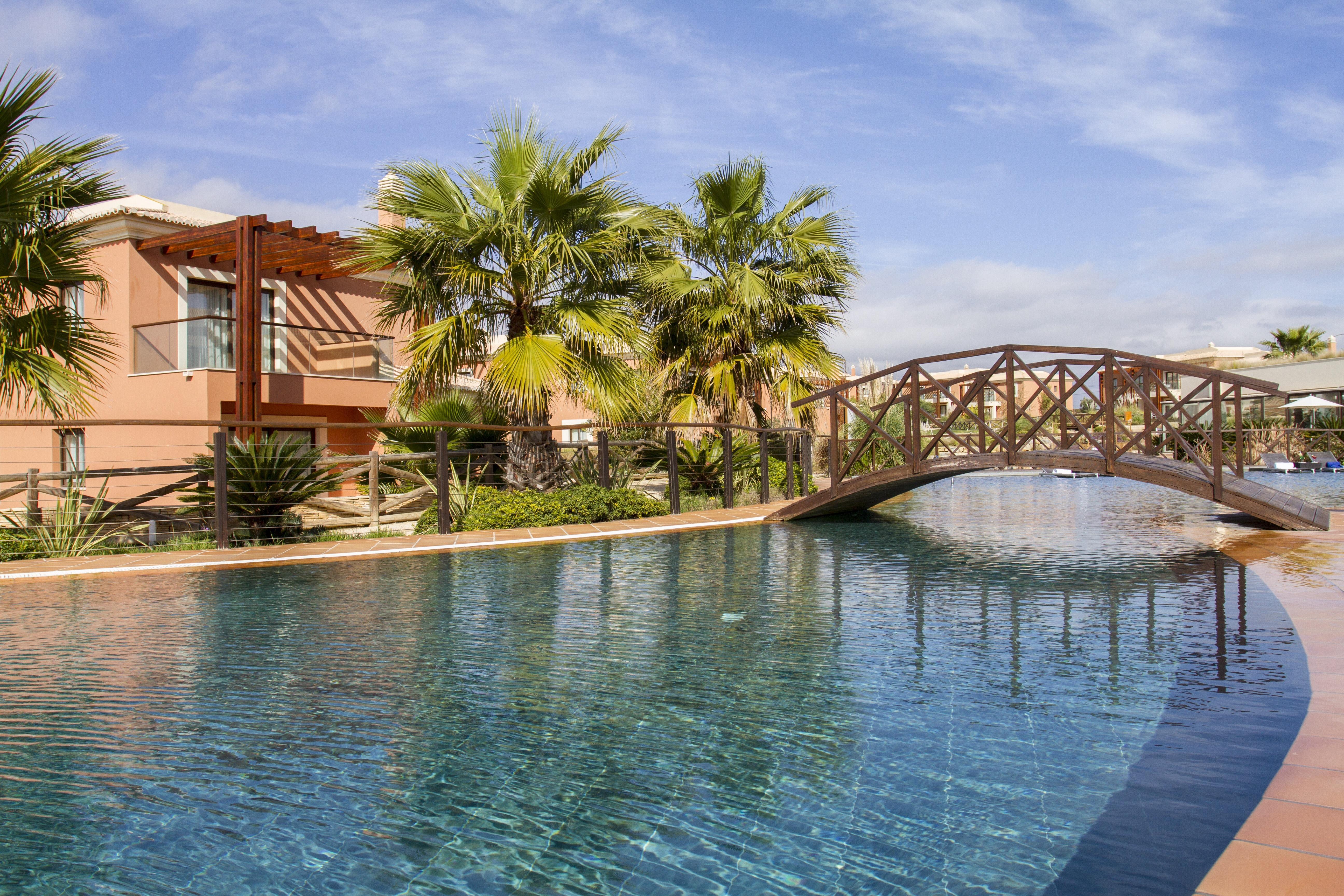 Monte Santo Resort Carvoeiro  Exteriér fotografie The swimming pool at the hotel